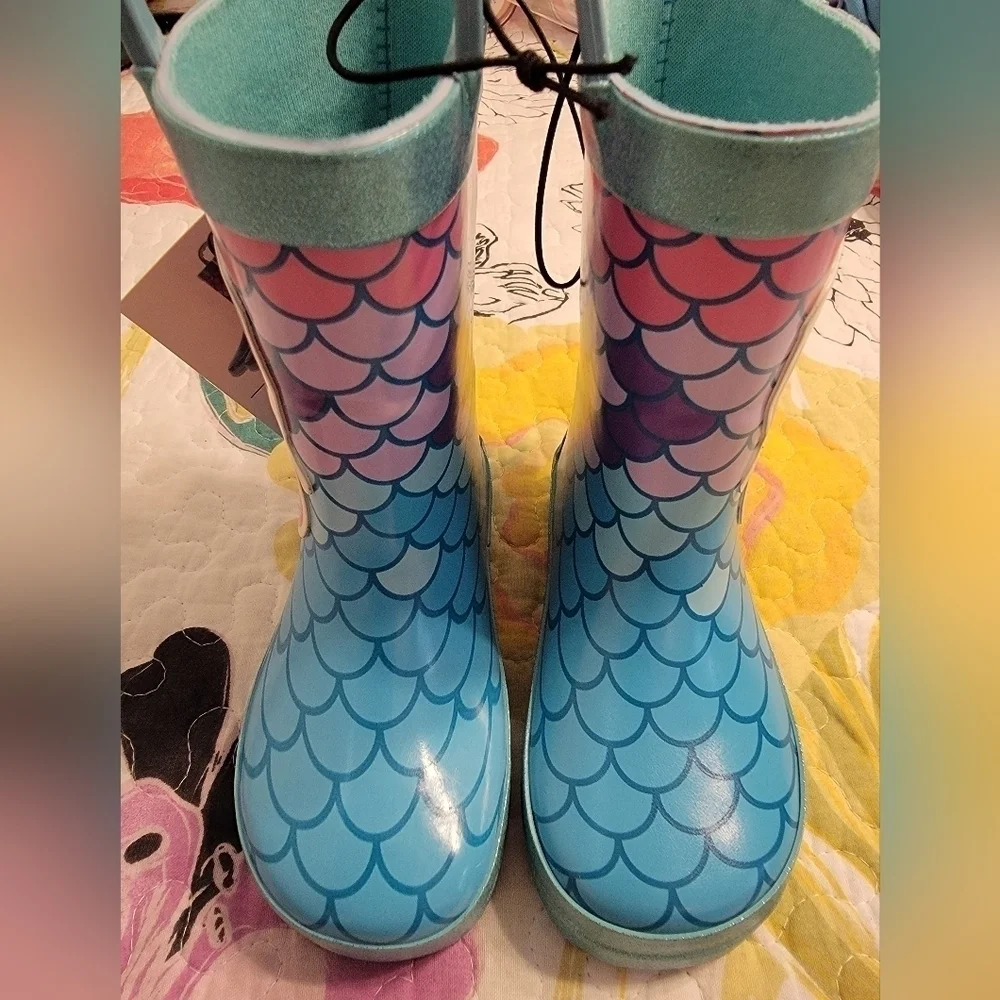 NWT Girls Mermaid Rain Boots
